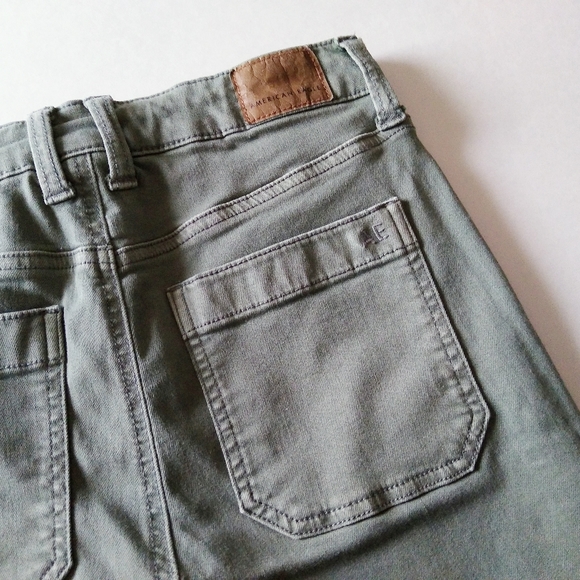 American Eagle Hi-Rise Jegging 4 olive green Khaki - Picture 7 of 11